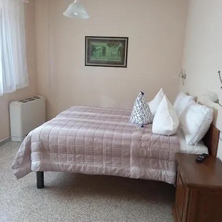 Nocleg ze śniadaniem Melany Vicino Centro Lukka