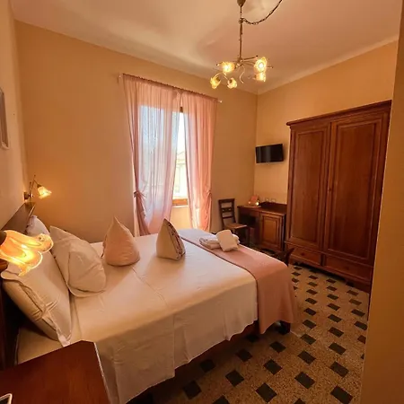 Melany Vicino Centro 3*