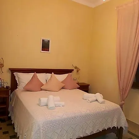 Melany Vicino Centro Bed & Breakfast Lucca