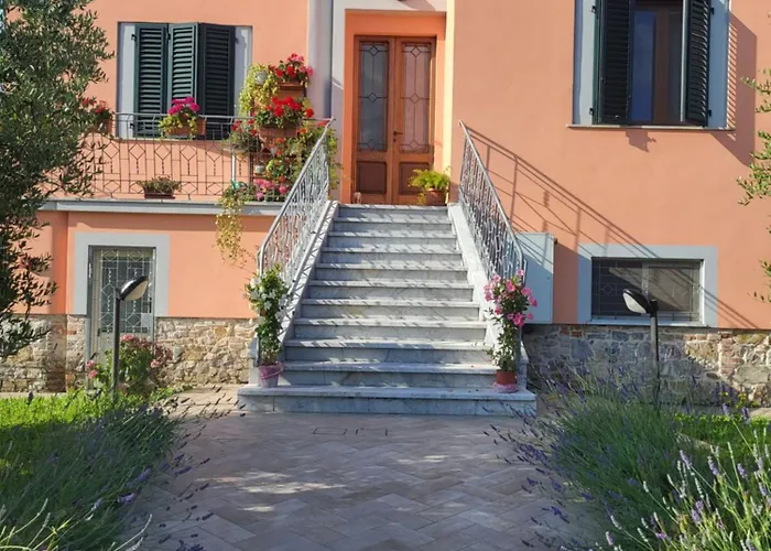 Melany Vicino Centro Lucca