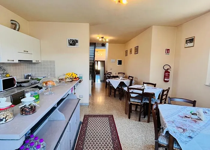 Melany Vicino Centro Bed & Breakfast Lucca